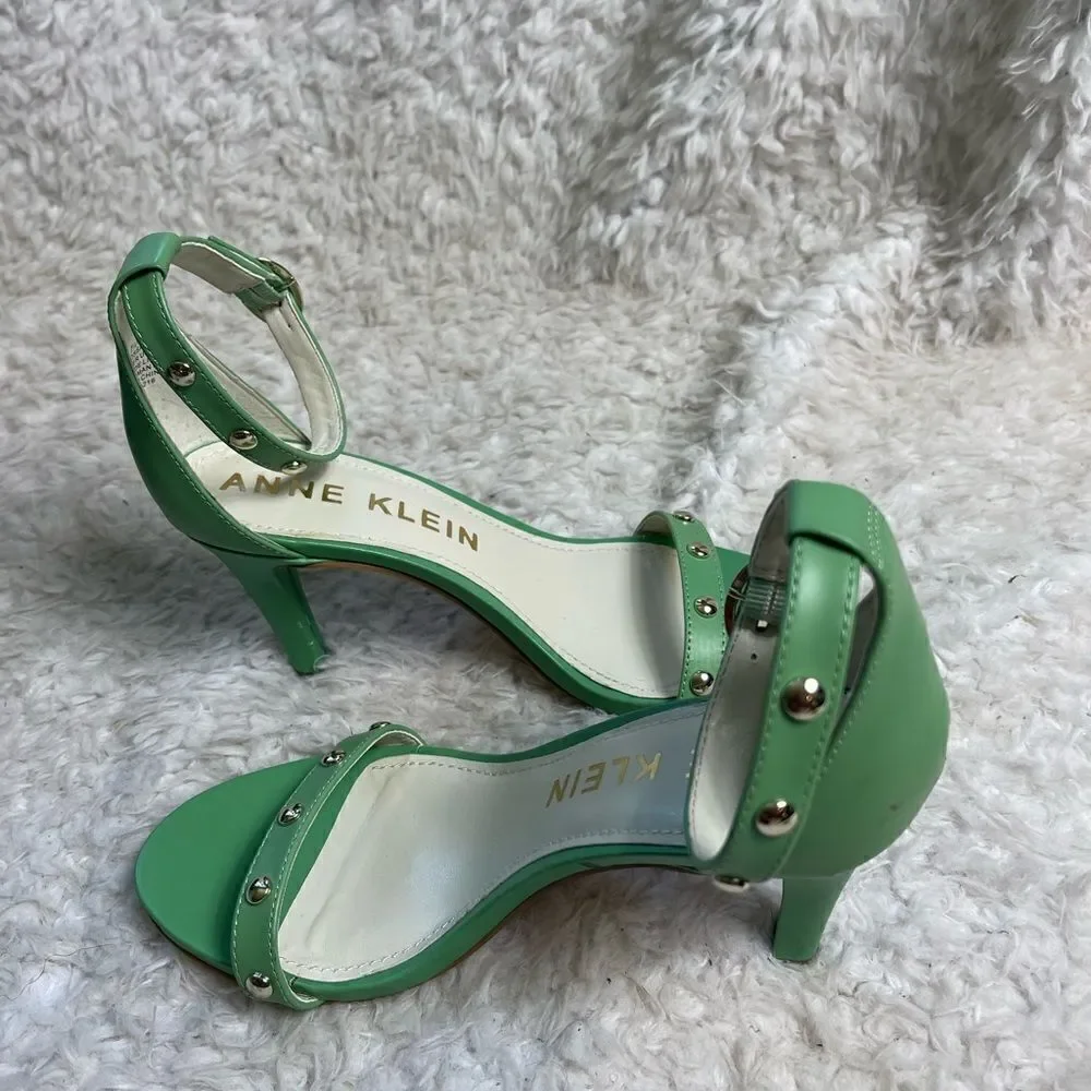Anne Klein Ossana Mint Green Leather Studded strap Sandals Size 7.5M